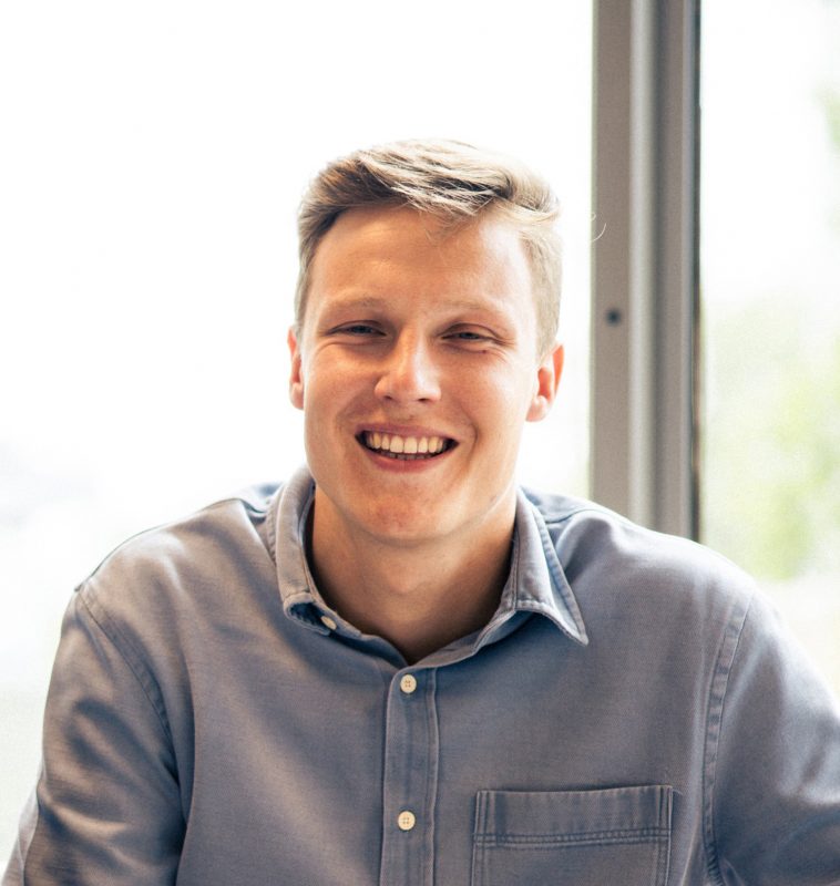 Image of Cybersecurity Consultant Andres Van der Steen in the office.